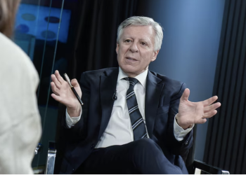 Daniel López Rosetti: “Cada vez más adolescentes vienen al hospital por estrés, con ansiedad, ataques de pánico y depresión”
