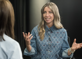 Lara López Calvo: “Las mujeres tenemos un gran síndrome del impostor, tenemos que ser más mandadas”